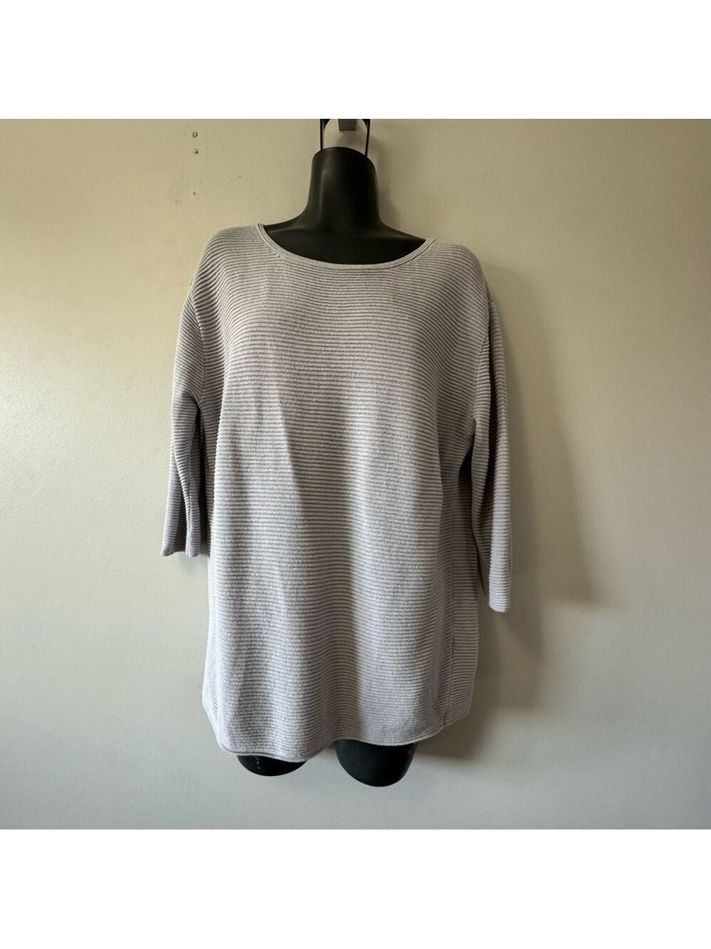 Aritzia Wilfred Light Gray Crew Neck Sweater Small